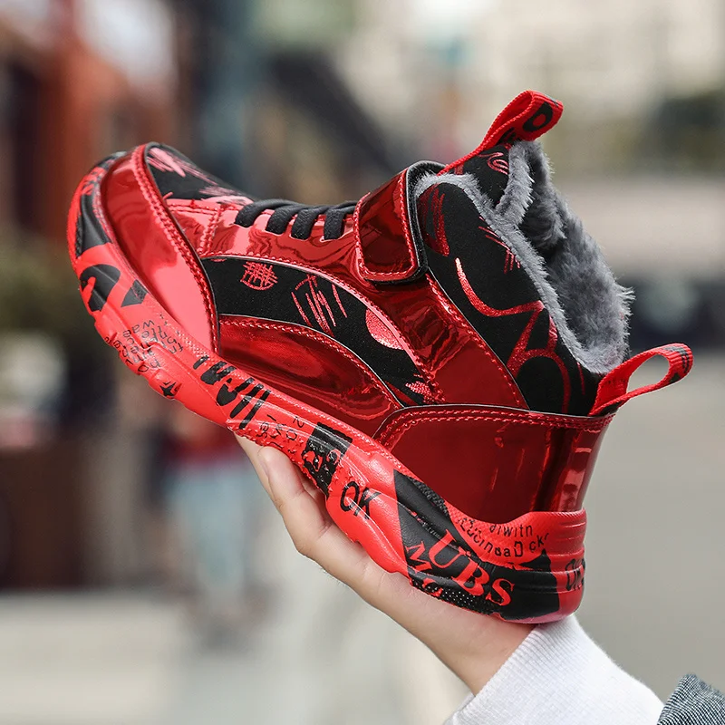 Scarpe da ginnastica invernali di nuova moda per bambini Scarpe da corsa in peluche calde Scarpe da ginnastica per bambini Scarpe sportive da esterno antiscivolo Taglia 28-40 Ragazzi