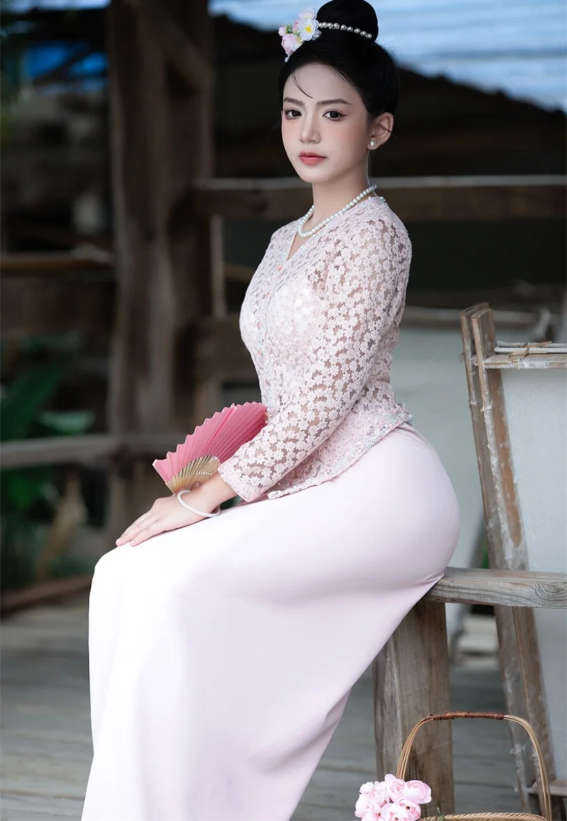 Singapore Malaysia Trend Pink Lace Modified Nyonya Top + Skirt Moon Girl Xishuangbanna Dai Ethnic Clothing Travel Holidays Wear