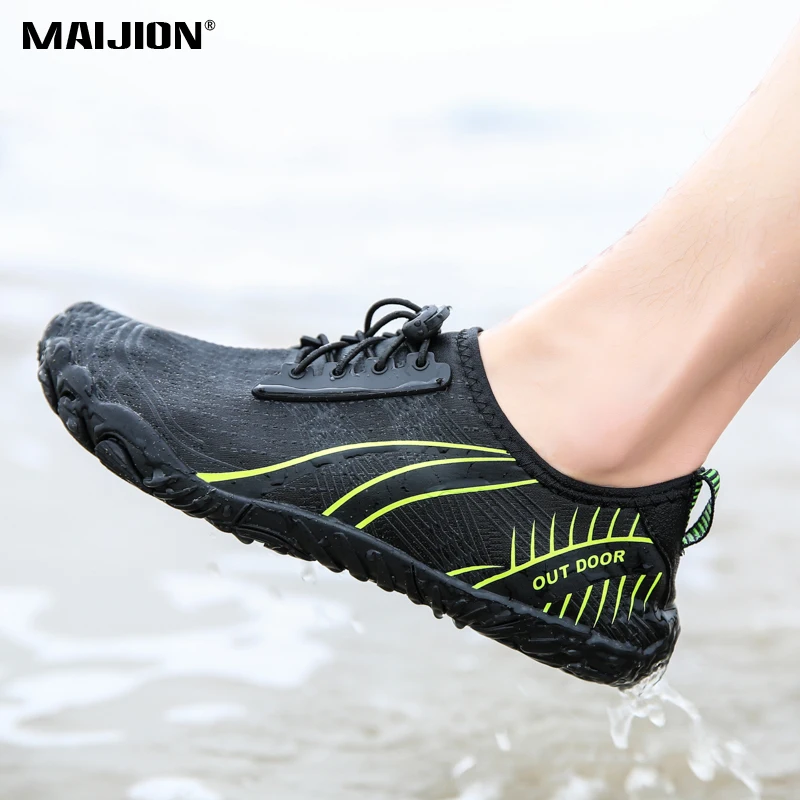 Quick Dry Man Beach Aqua Shoes Breathable Women Barefoot Water Shoes Unisex Wading Sneaker for Swimming Outdoor Surfing Fishing