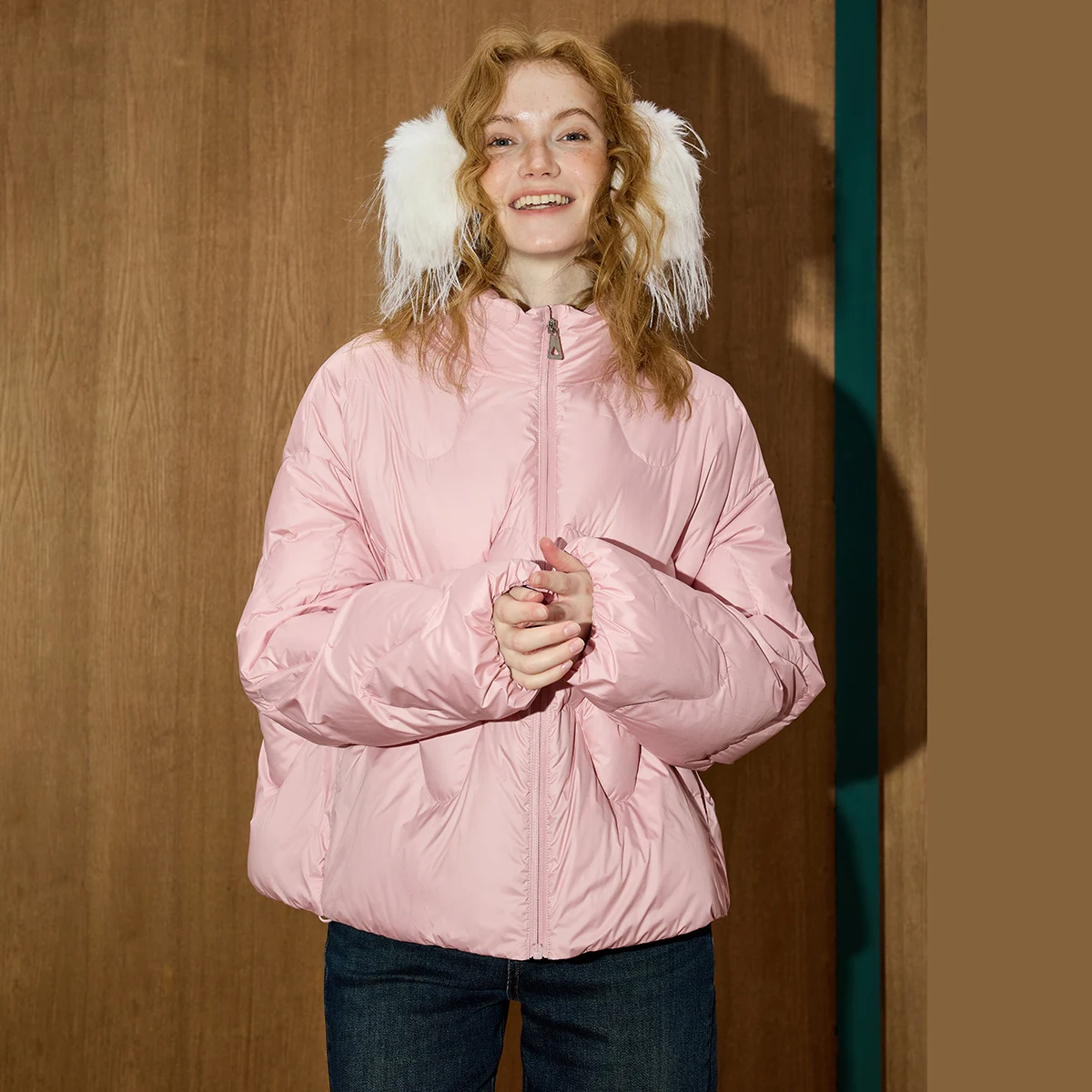 

2025 Winter Women's 90% Down Fill Puffer Coat Stand Collar Quilted Lightweight Jacket Oversized Puff Chic Loose Fit Outerwear