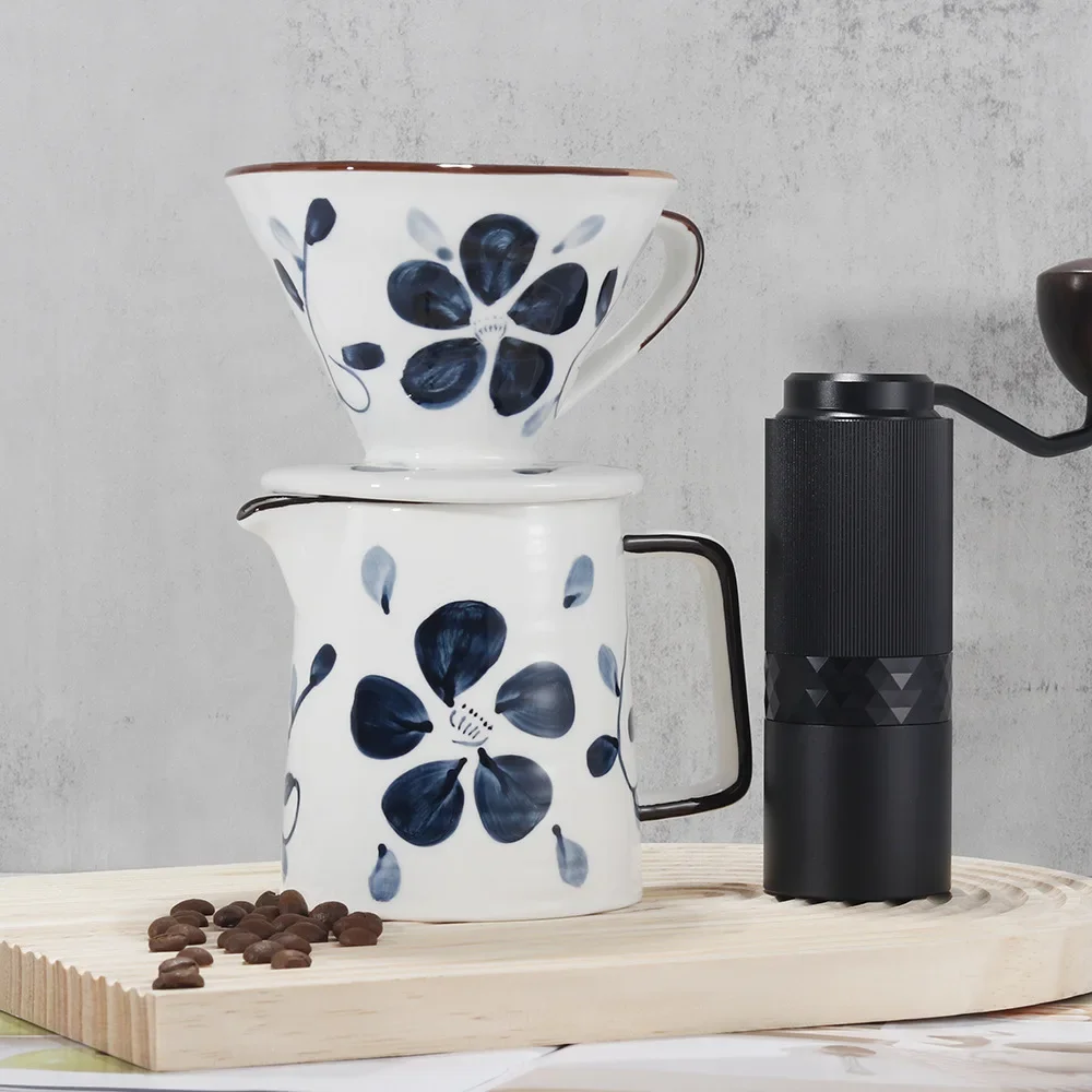 Hand-Painted Ceramic Conical Coffee Filter Cup Blue And White Porcelain Drip Filter V-Shaped Funnel Hand Brewed Coffee Set