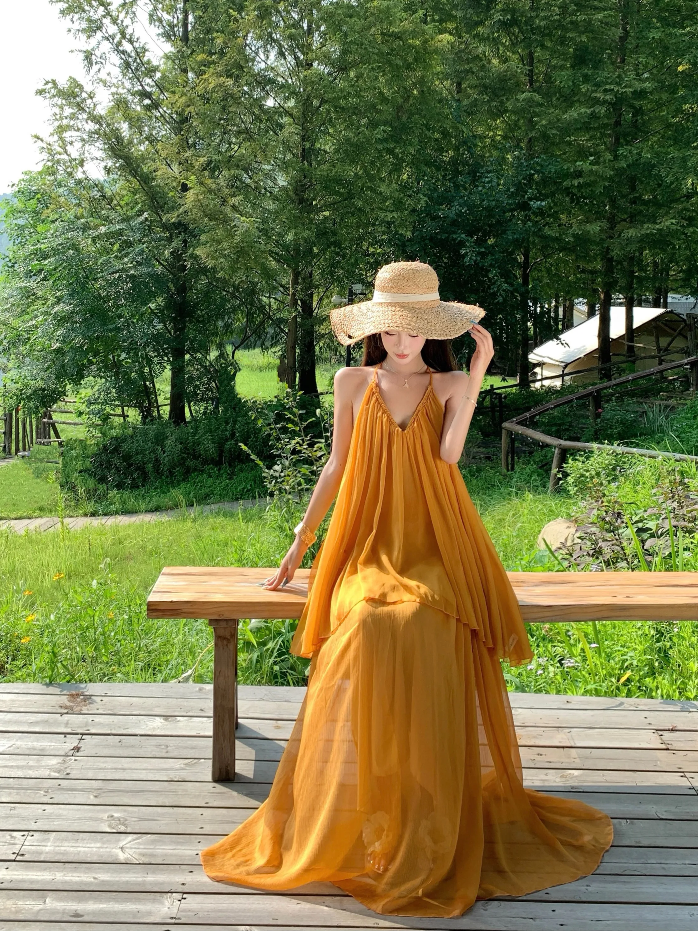 Setelan Dua Potong Wanita Gaya Kasual Musim Panas: Atasan Ruffle Off-Shoulder dan Rok Midi Longgar Berpinggang Tinggi