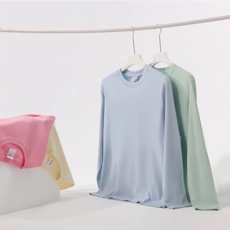 レディース Tシャツ 長袖 Oネック コットン Tシャツ 原宿 無地 ホワイト レジャー ストリートウェア 韓国 レディース 秋 トップス 2025