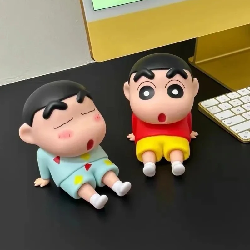 

Miniso Crayon Shin-chan mobile phone stand anime peripheral ornament lazy phone stand figurine trendy play personality creative
