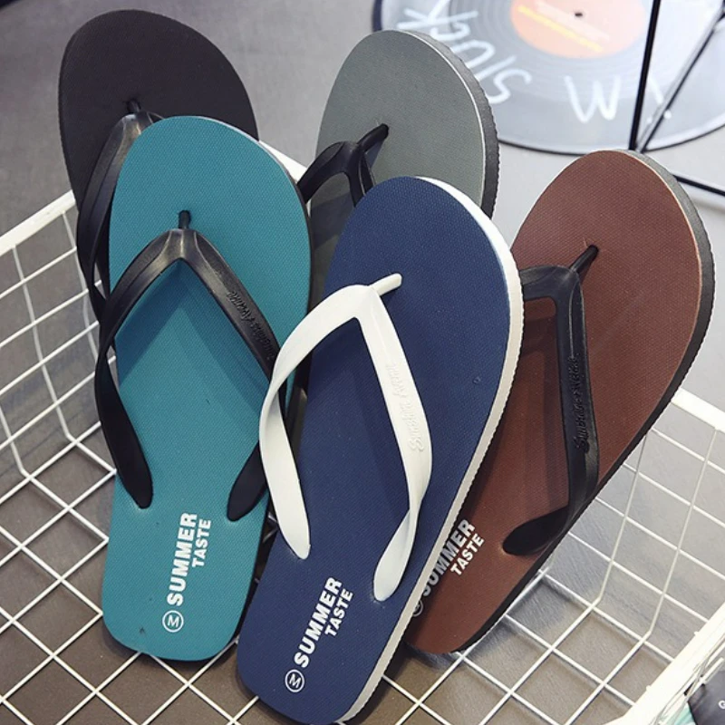 

Men's Flip Flops Unisex Slippers Fashion Summer Beach Sandals Non-slip Slip On Casual Slippers Outdoor Breathable Men Slippers
