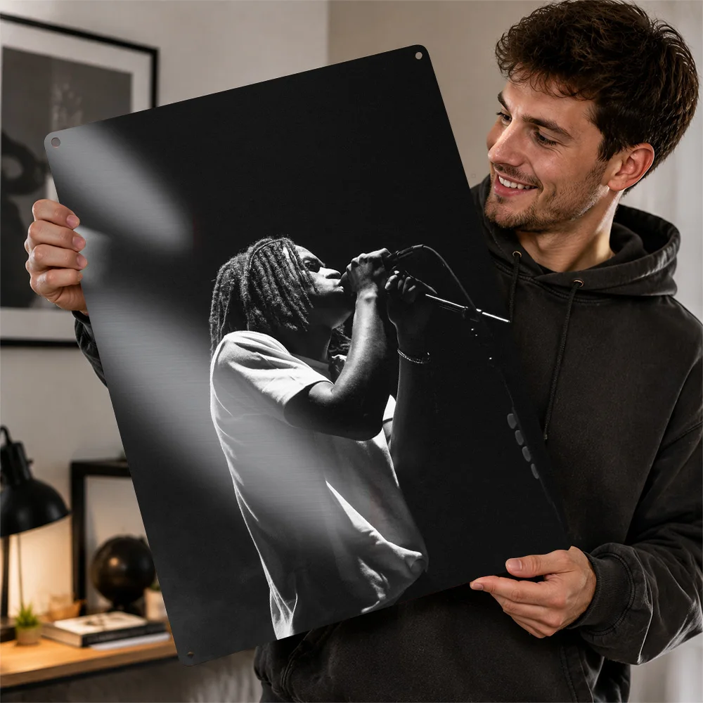 Daniel Caesar Monochrome Stage Performance Printed Poster Customized Metal Sign Classic Singer Style Wall Art Enhances Bedroom