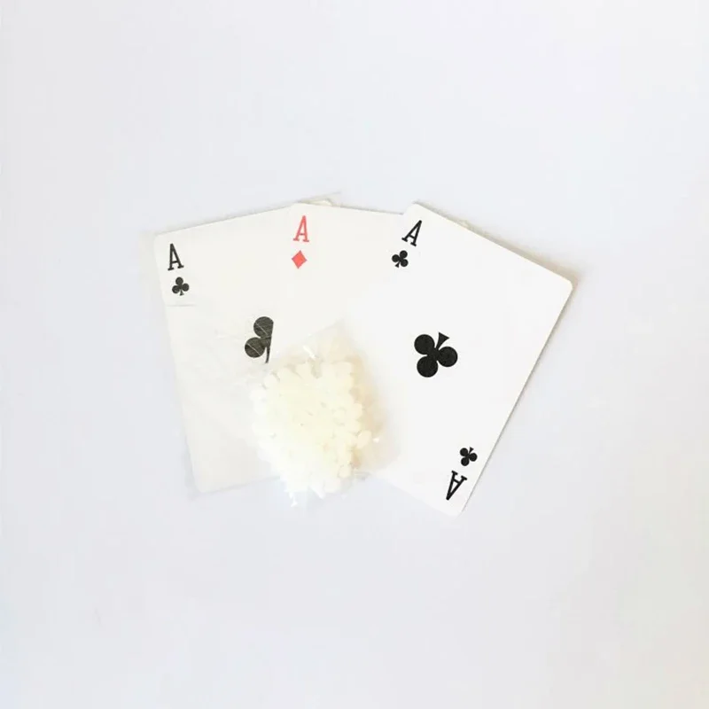 Floating Poker Magic Cards Set: Spinning UFO Magic Tricks Kids Exciting Party Props Toys for Children\'s Close-Up Performances