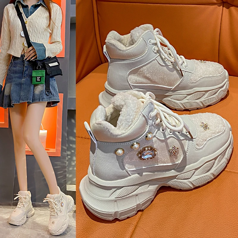 

2026 New Winter Fashion Women's Boots Crystal Metal Decorative Sports Shoes Women's Luxury Velvet Warm Boots Zapatos De Mujer