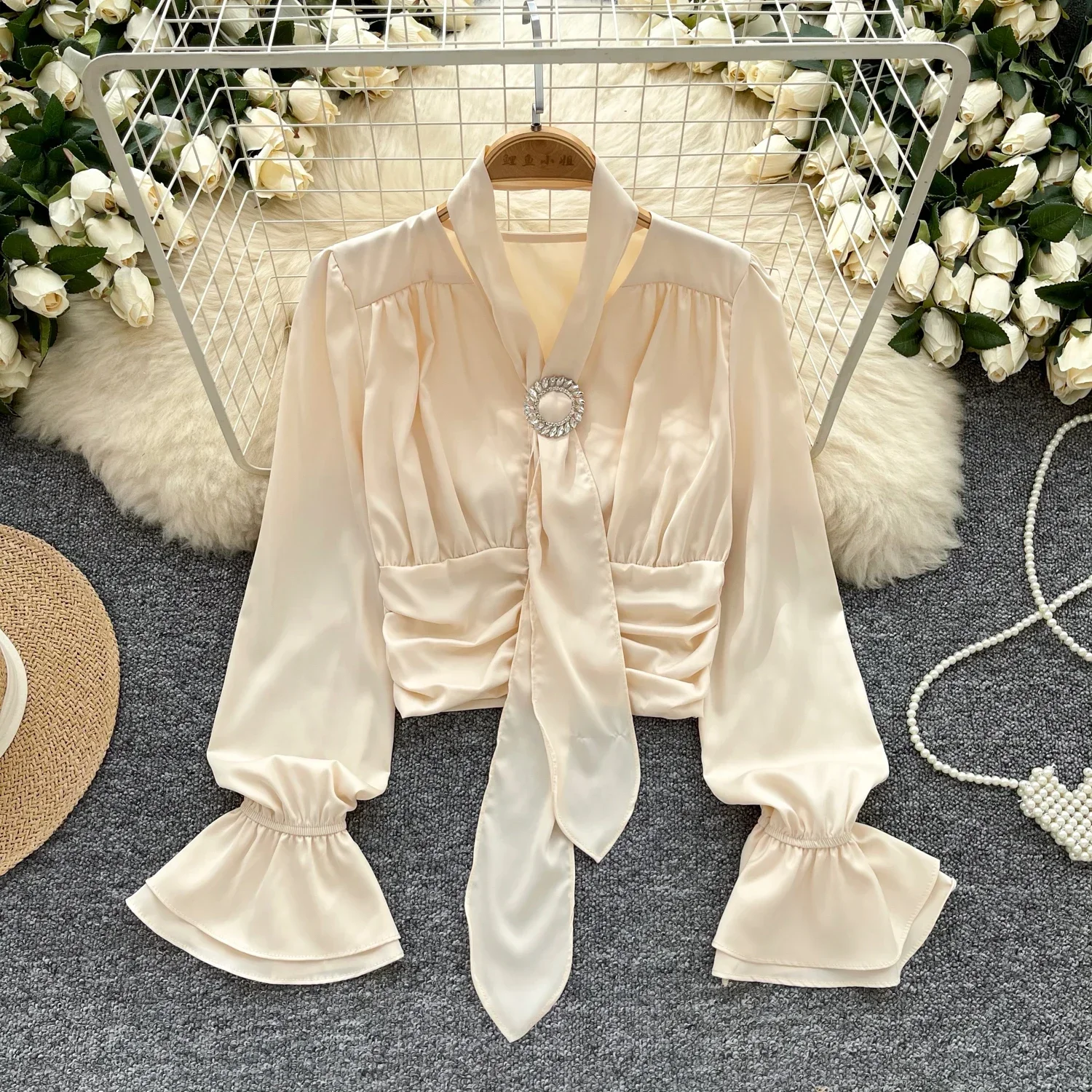 Vintage Halter Slim Riddons Chic Pleated Basics Long Flare Sleeve Satin Top Korean Women Streetwear High Street Autumn Blouse