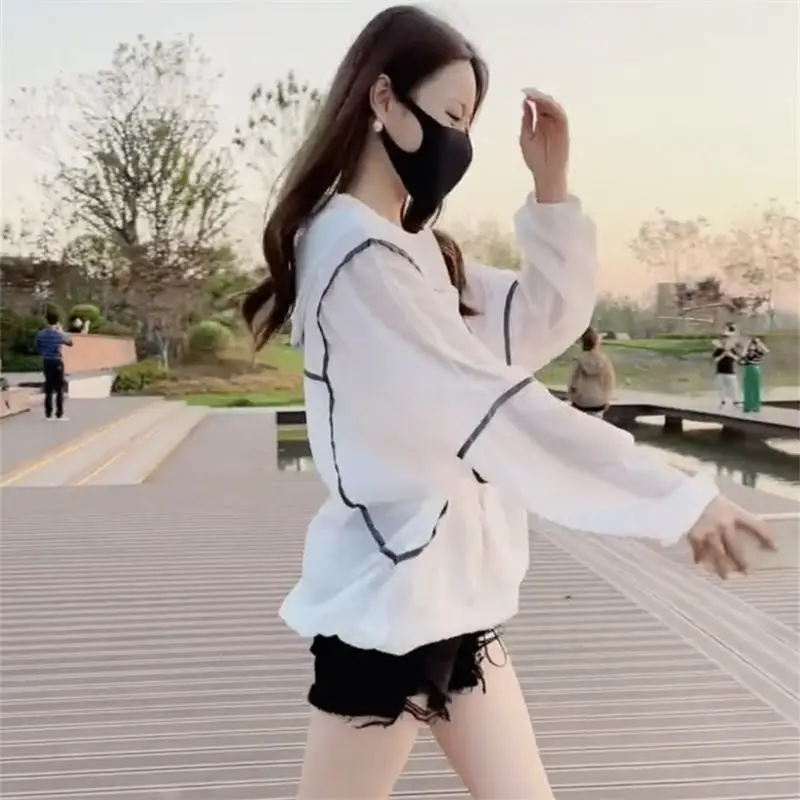 Sunscreen Clothes for Women in Summer 2025 Hooded Exterior Lightweight Outdoor Breathable Versatile Sunscreen Jacket Cardigan
