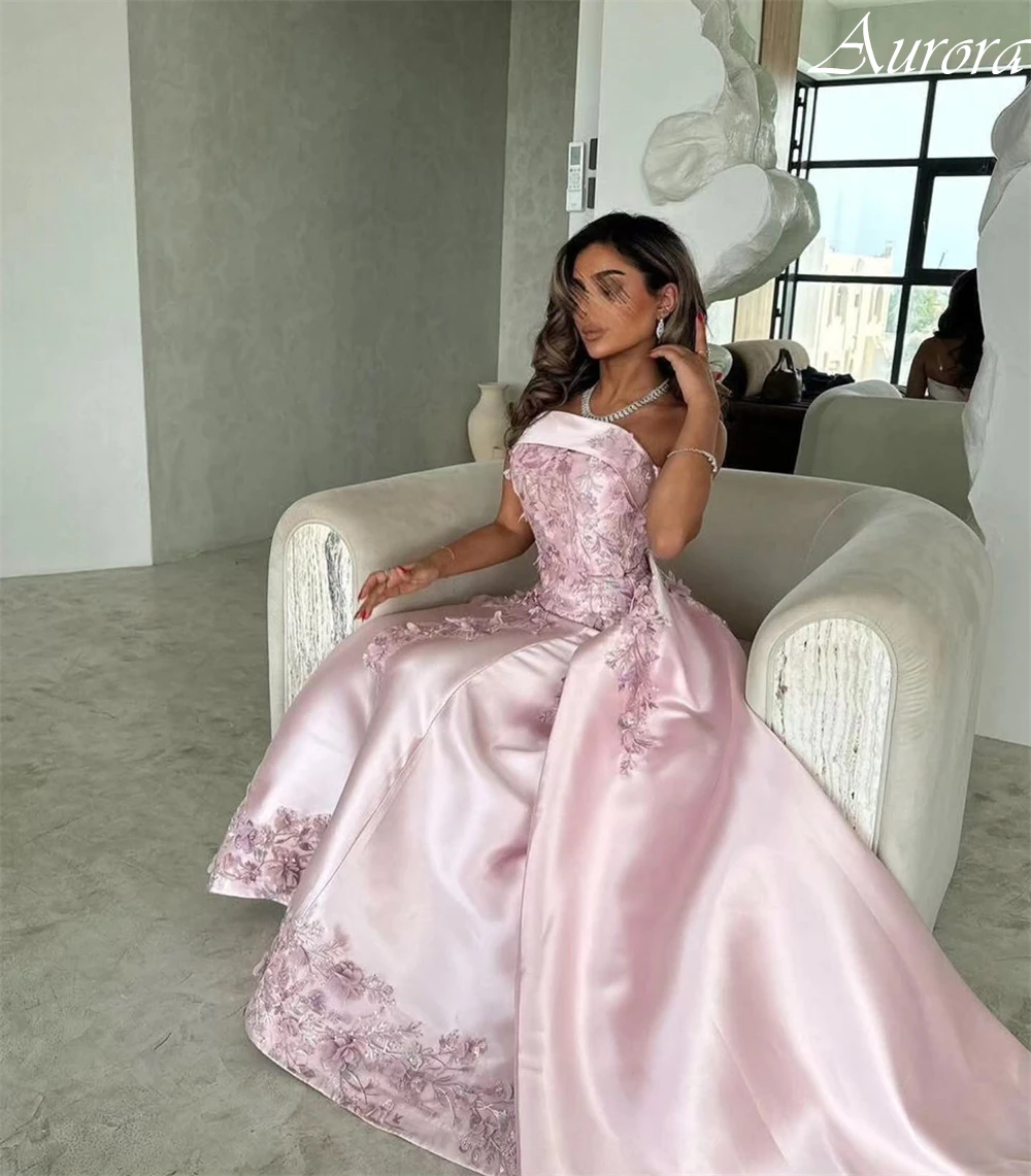 فساتين لحضور الحفلات الموسيقية الكلاسيكية بدون حمالات مخصصة من الدانتيل الرائع وزينة فستان سهرة على شكل حرف a مطرز بالترتر سويب تراين فساتين المشاهير