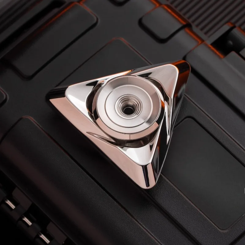 لعبة ROCK EDC Lingguang المعدنية الميكانيكية المكونة من ثلاث صفحات على شكل مثلث تململ سبينر لسطح المكتب #4