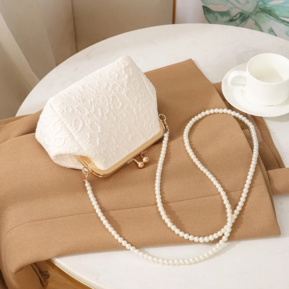 

Cloth Kiss Lock Shoulder Bag Large Capacity Pearl Chain Chinese Style Crossbody Bag Solid Color Single Shoulder