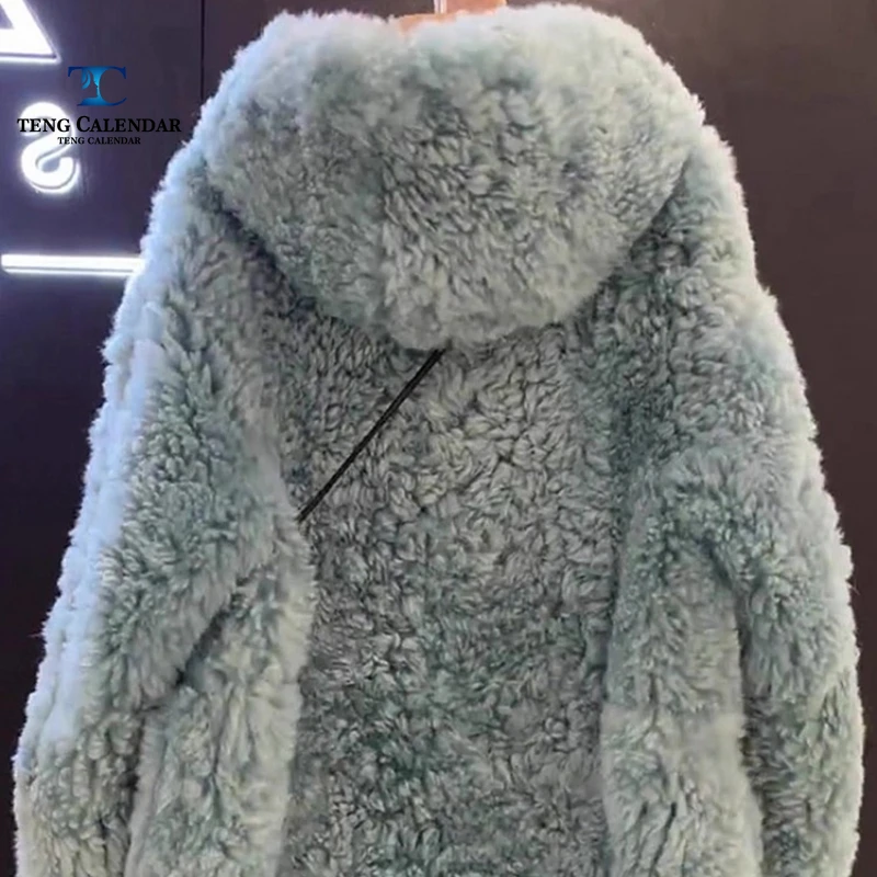 فرو مقلد، معطف فرو متعدد الاستخدامات على طراز هيبورن متوسط الطول بغطاء للرأس من القطيفة على شكل قرن، شتاء نسائي 2025 #6