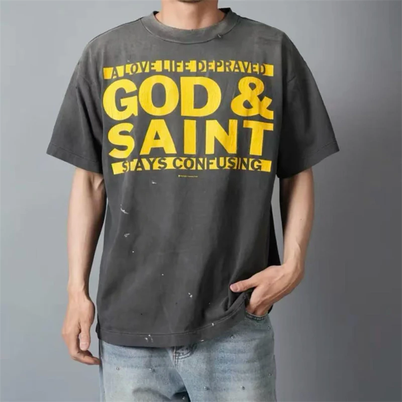 

Новая летняя мужская футболка с принтом логотипа SAINT, свободного кроя, в стиле High Street, повседневная, с коротким рукавом, из хлопка, модная, спортивная, простая.