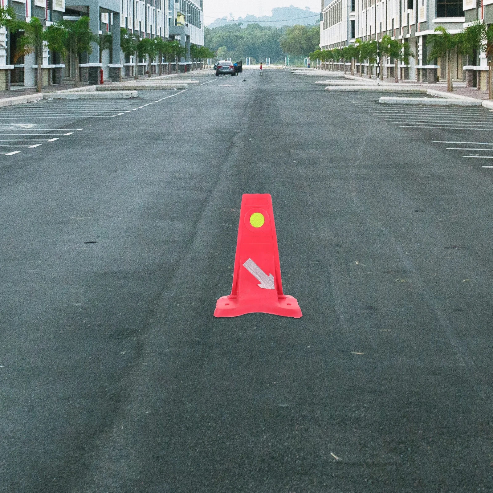 

Reflective Traffic Bright Color Road Entrance Sign Road Sign Small Garage Outdoor Warning Diverter Cone Vehicle