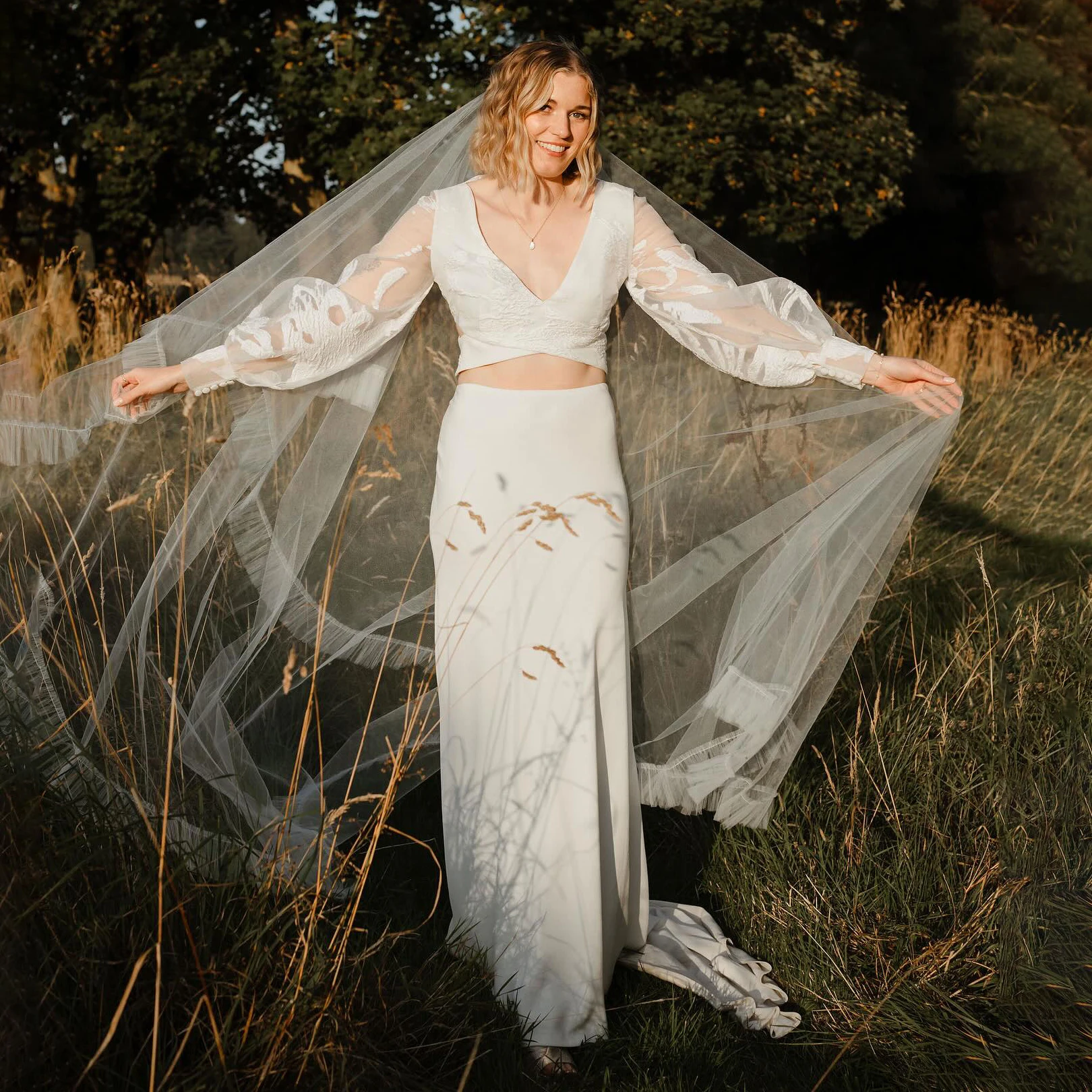 Voile de mariage en tulle à ourlet à volants avec fard à joues, personnalisé, une couche, voile de mariage en maille ivoire de 2 mètres de long avec peigne