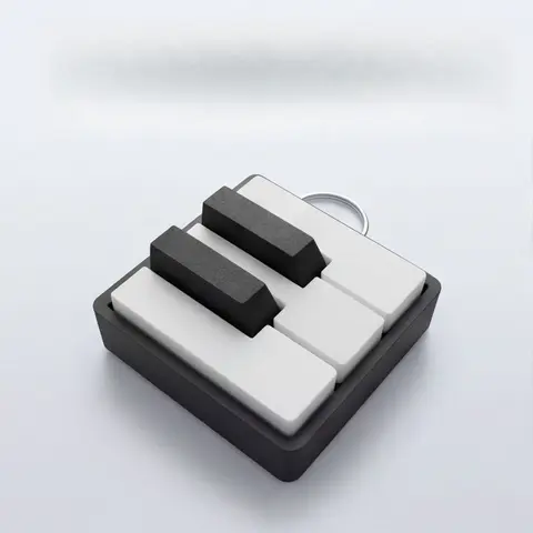Mini piano stress-relief keychain, with five pressable keys, has the click feeling of a mechanical keyboard, decorative pendant
