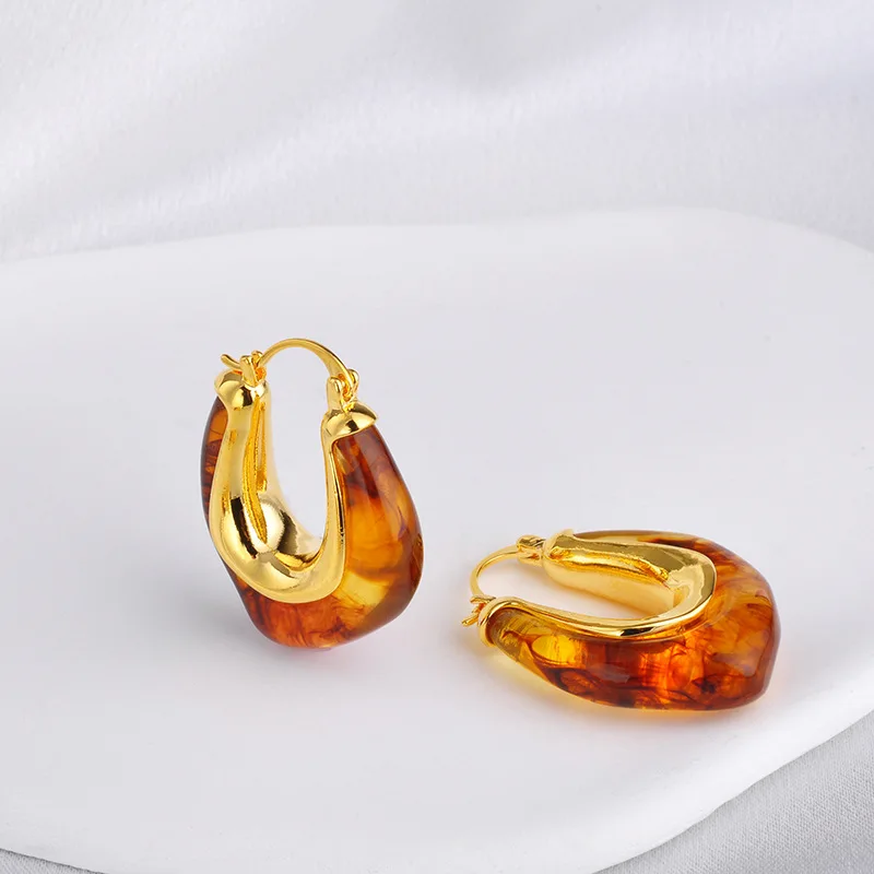Vintage Amber Color U-shaped Metal Hoop Earrings for Women Personality Commuter Jewelry Accessories e450