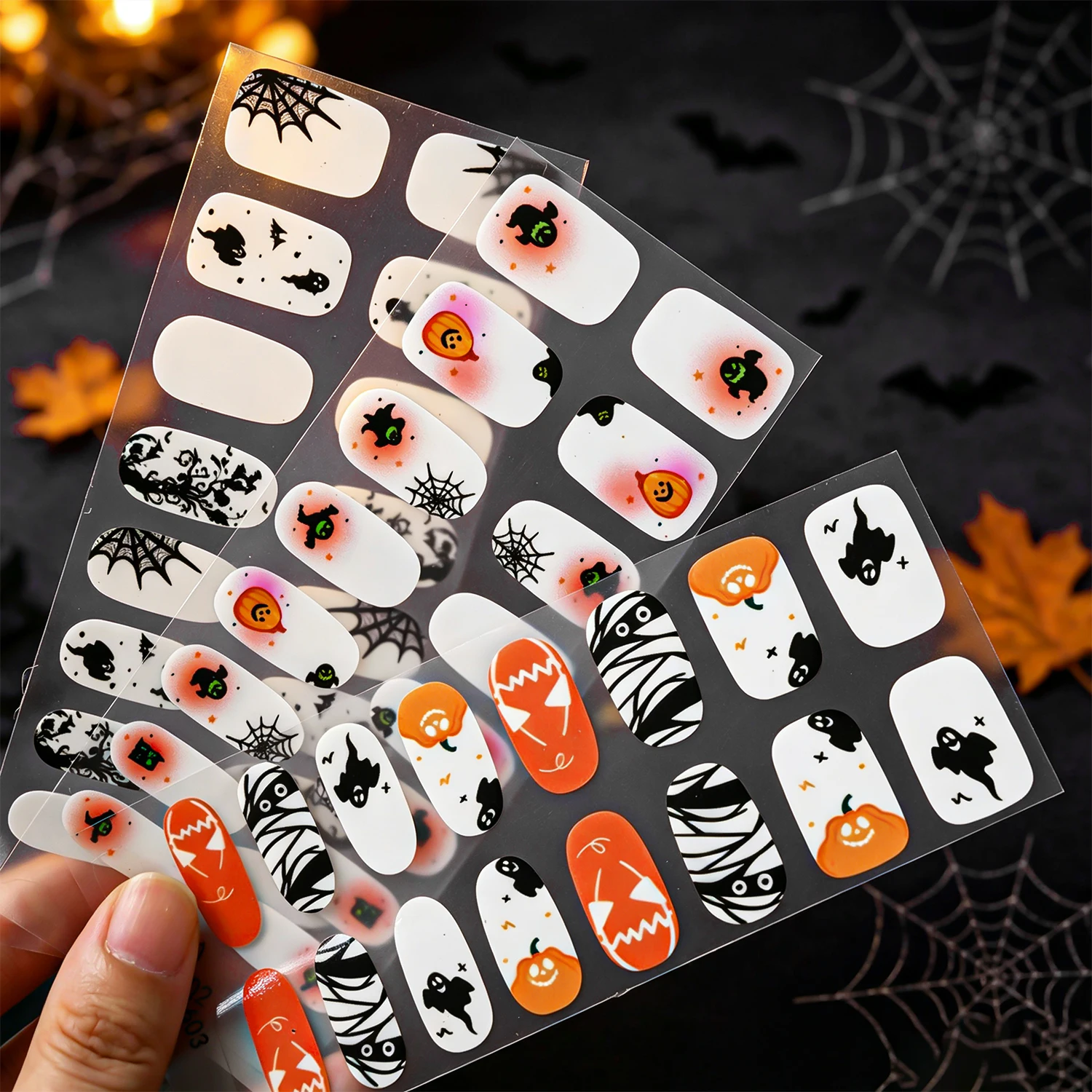 16Tips Glow In The Dark Halloween Nail Wraps Ghost Spider Web Pumpkin Full Cover False Nails Stickers Baking-Free Manicure Decal