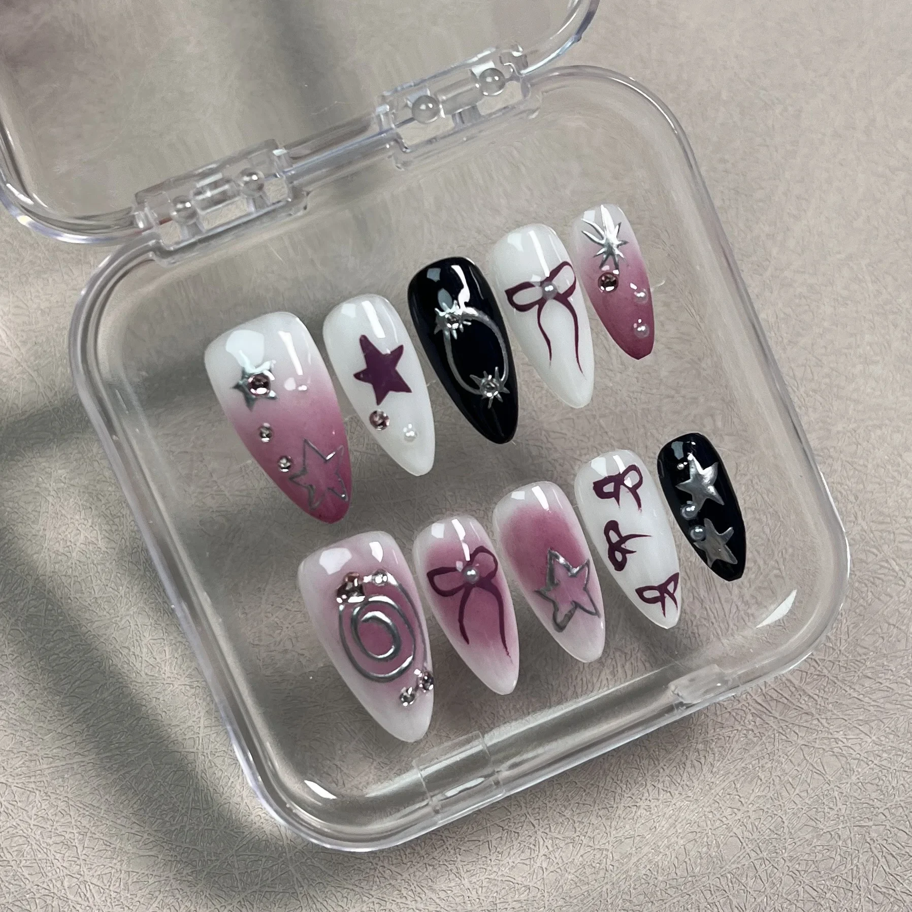 10Pcs Hand Drawn Almond Handmade Press on Nails Bowknot Fake Nail Metallic Glitter Spice Girl French Manicure Nail Tips