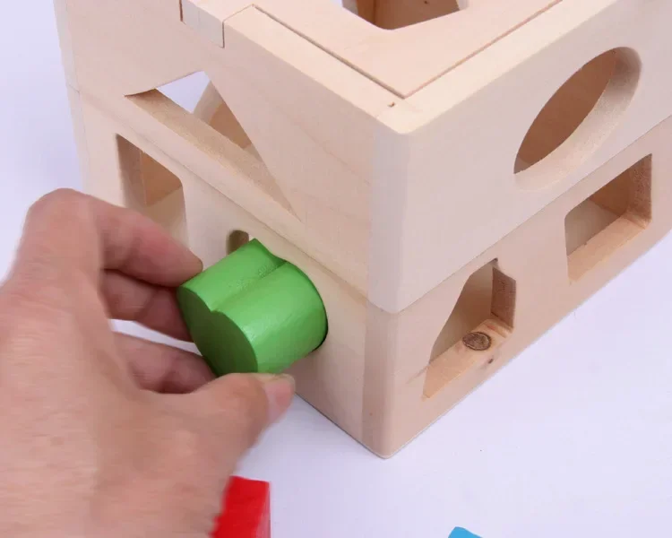 Décennie s de construction géométriques en bois pour enfants, 13 formes épaisses, cube de tri de formes, construction en bois robuste, cadeau amusant