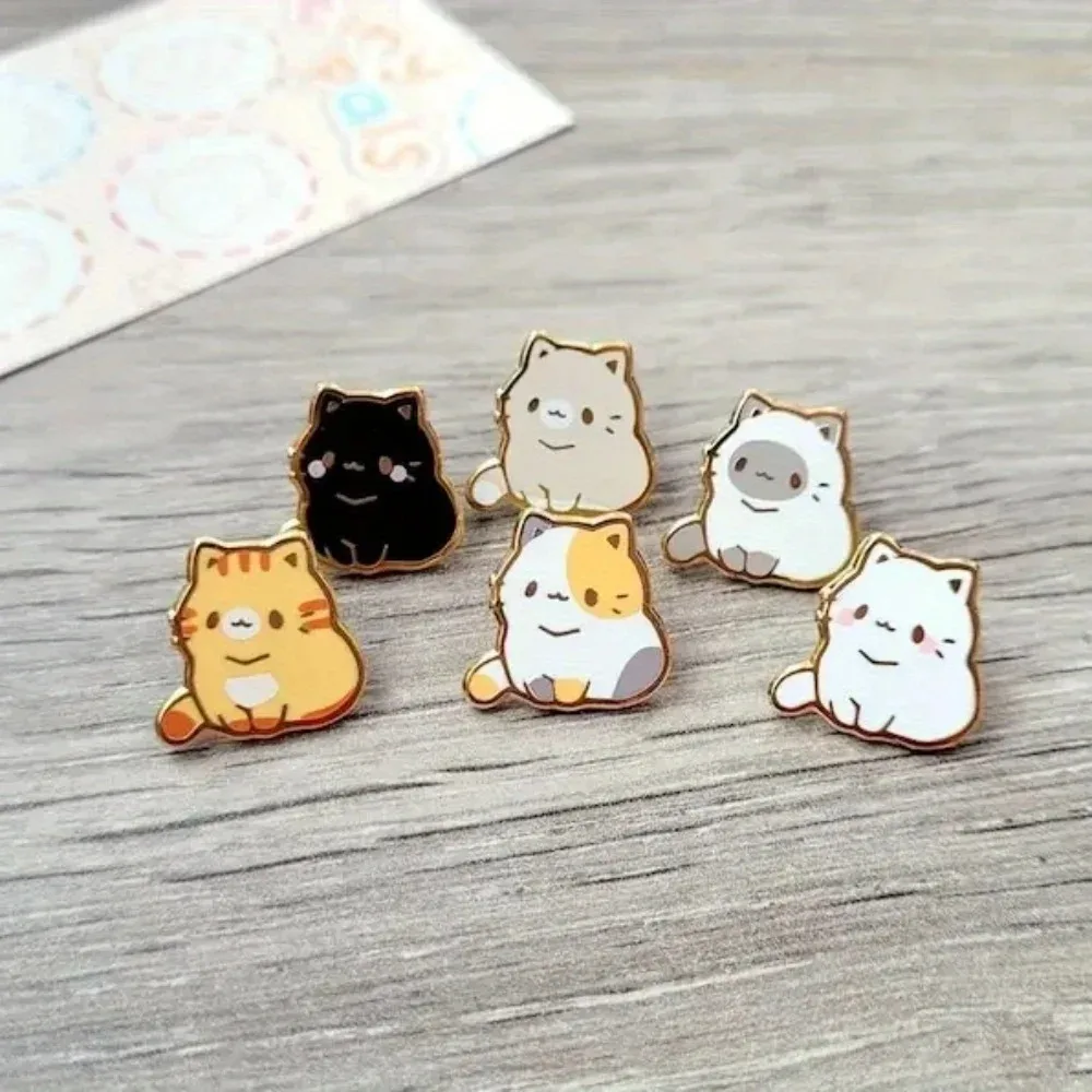 Cute Tiny Cat Enamel Pins Kawaii Kitten Metal Badge Cartoon Animal Brooch for Jewelry Accessory Gifts for Cats' Lovers image 2