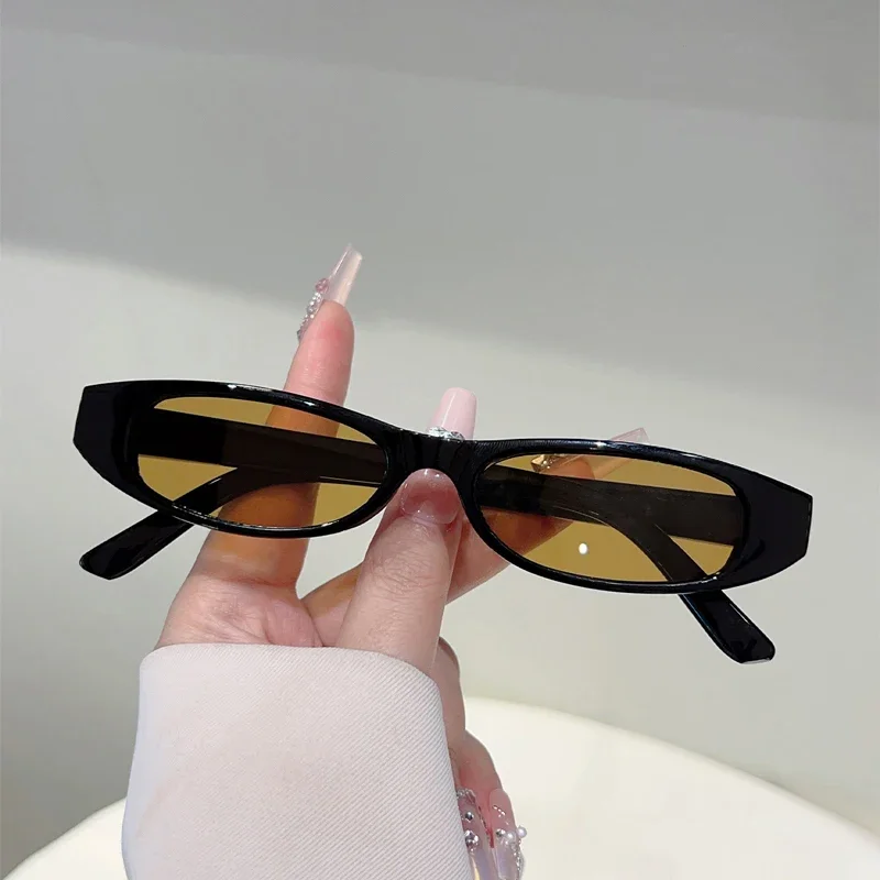 KAMMPT lunettes de soleil ovales étroites femmes 2025 nouvelle mode décor extérieur nuances à la mode marque de luxe Design vacances lunettes de soleil décontractées