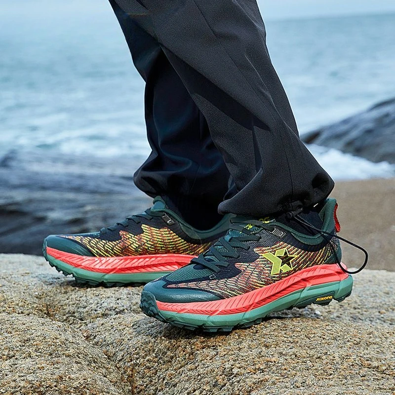 Scarpe da corsa di marca di lusso Scarpe sportive da esterno antiscivolo da uomo Scarpe da ginnastica da jogging da passeggio di alta qualità da uomo