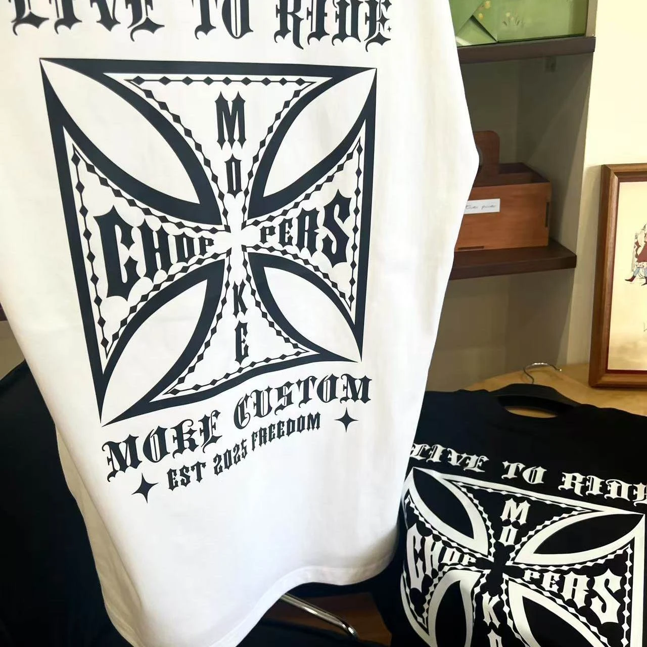 2026 Trendy Brand Iron Cross Motorcycle Print Combed Cotton Loose Casual Men's and Women's Short-sleeved T-shirts