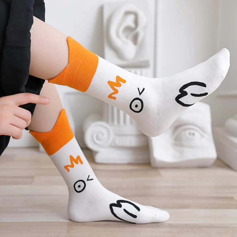 Hot Goose Socks, Funny, Versatile, Medium Tube, Small White Socks, Cute Ins, Fashionable Cartoon Socks 1 Pairs EU 35-40 US 5-7.5