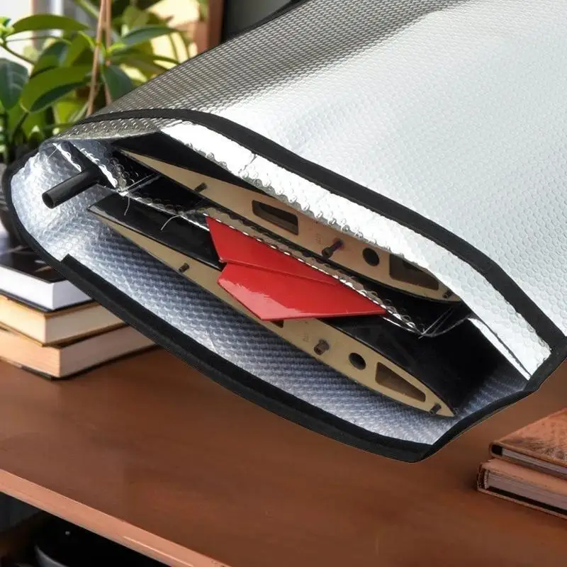 

Convenient Rain and Sun Guard Bubble Layer Wing Bag for RC Models - 30-50E 70E 30CC, Mobile and Handy