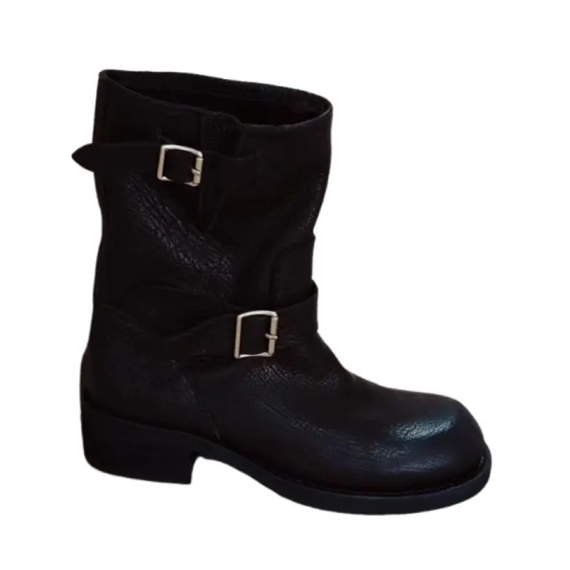 Cushioned Winter Boots – Soft, Warm, and Comfortable Footwear Tan or Beige Boots – Elegant, Neutral, and Everyday Style AK0802