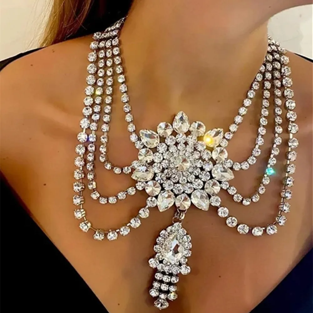 

INS Oversized Crystal Big Sun Flower Halo Collar Necklace Party Jewelry for Women Rhinestone Tassel Pendant Choker Necklace Gift