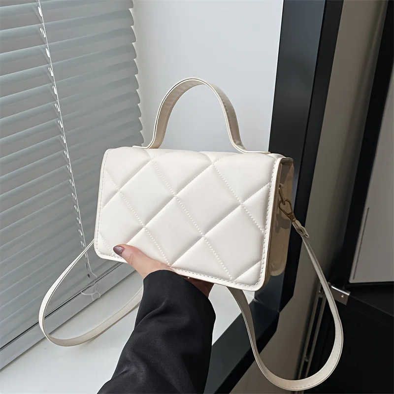 

2024 New Quilted Handbag, Vintage Style, PU Leather, Versatile Spring Fashion Shoulder Bag, Classic Square Purse