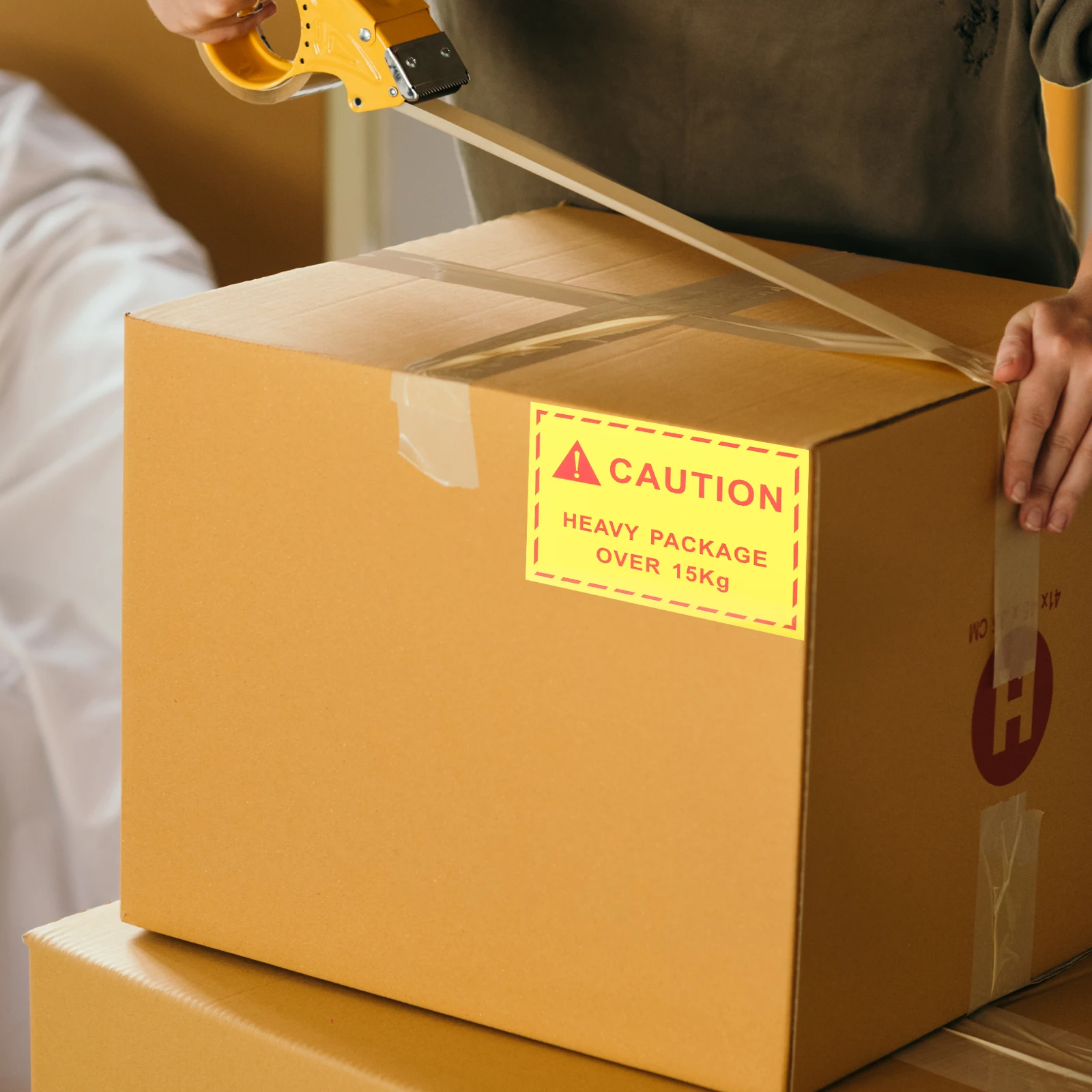 

100Pcs Heavy Object Labels Logistics Warning Stickers Adhesive Shipping Warning Decals Caution Stickers Safety Symbol