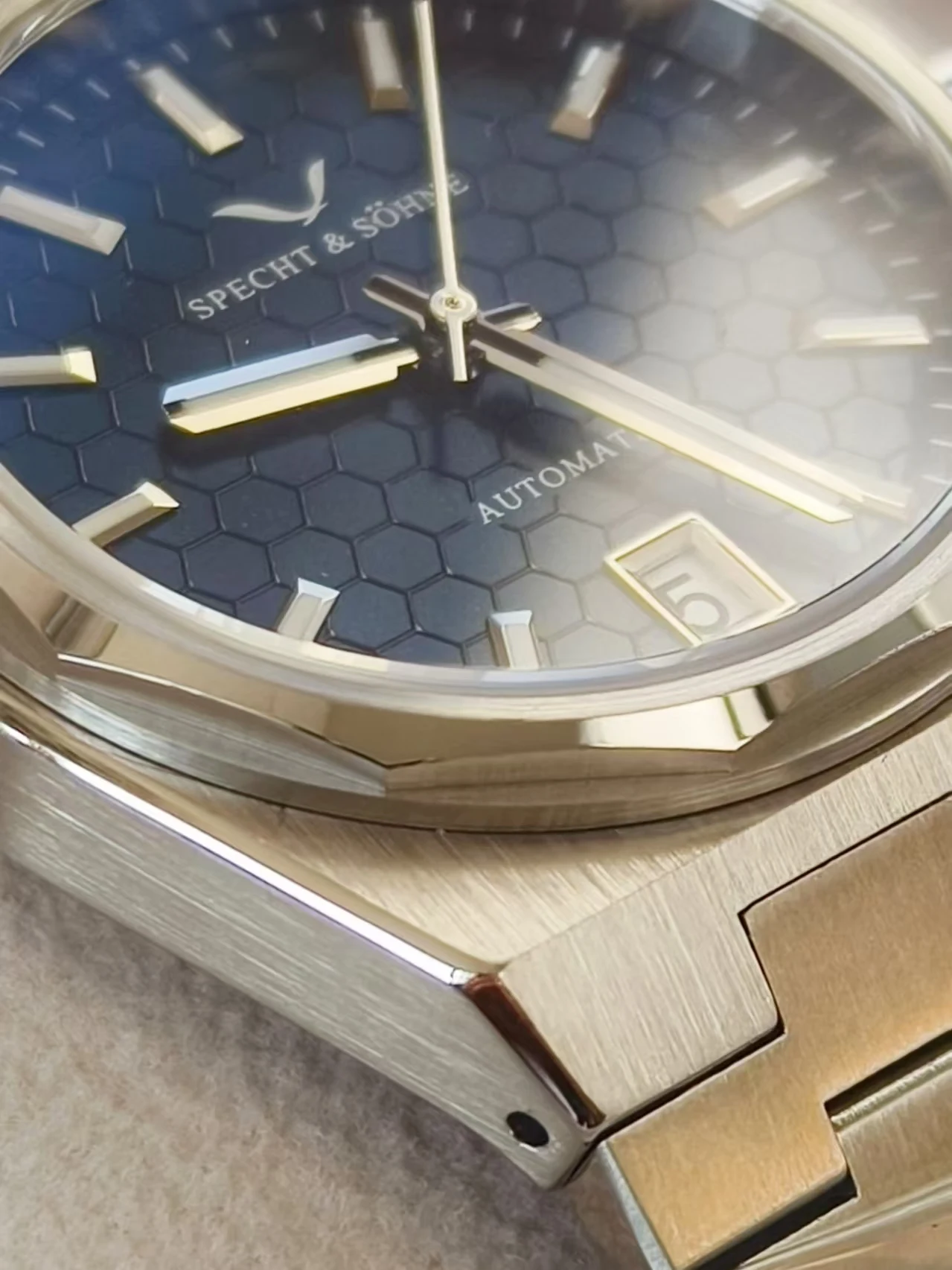 Specht & Söhne Luxury Business New Mens Watch NH35 Mechanical Wrist watch Honeycomb Dial Stainless Steel Watch Relogio Masculino