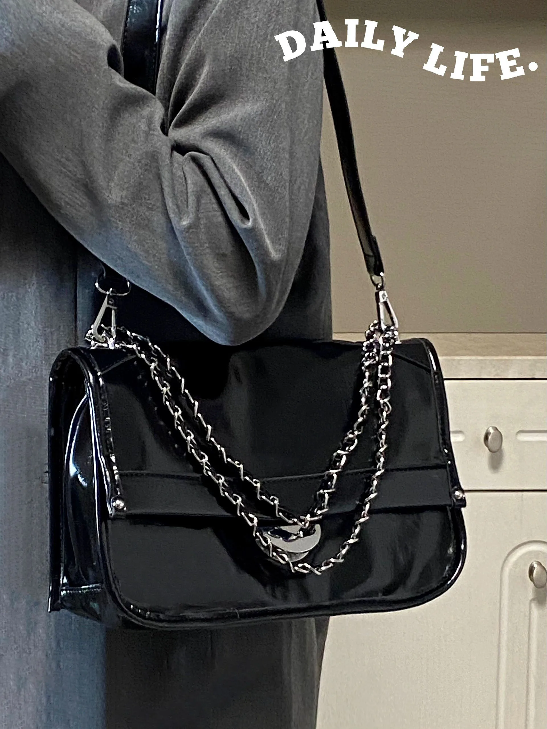 Black PU High Capacity Crossbody Bag 2023 New Women\'s Patent Leather Glossy Texture Chain Shoulder Bag Versatile Commute Handbag