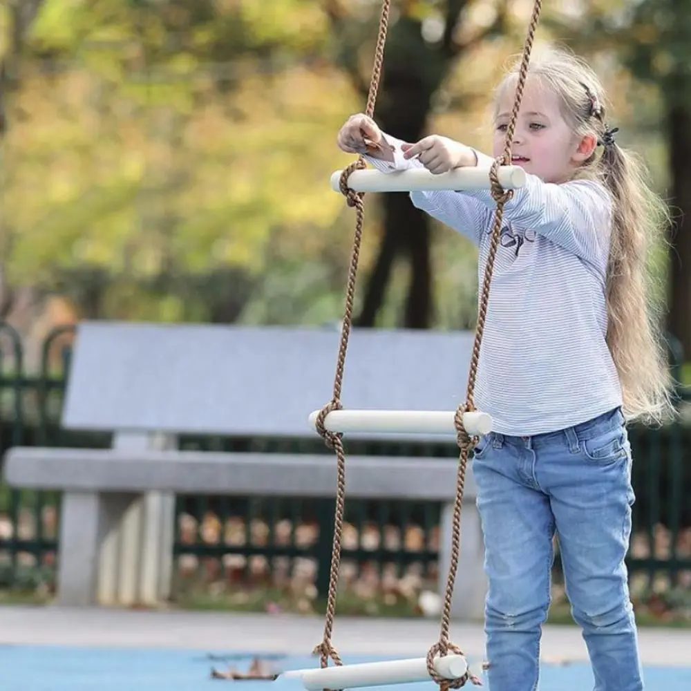 Swing เชือกบันไดปีนเขาของเล่นไม้พร้อมแพลตฟอร์มเด็กแขวนเชือกกลางแจ้งเฟอร์นิเจอร์ตลกเชือกไม้บันได