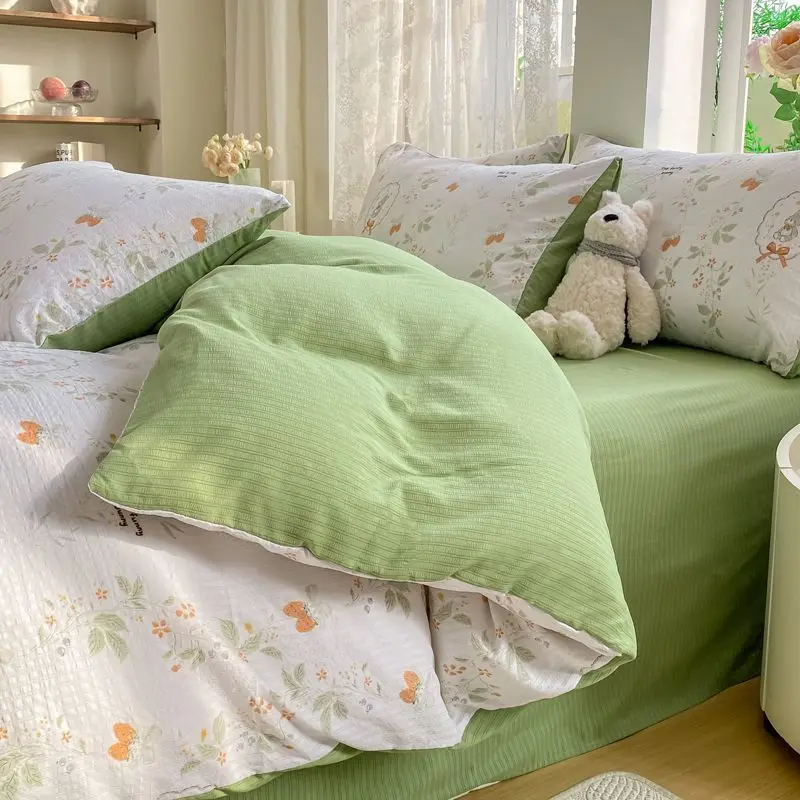 

Galsang Flowers 4PC Bedding Set - Skin-Friendly Double-Layer Yarn Sheets + Duvet, Instagram Style, Dorm/Home