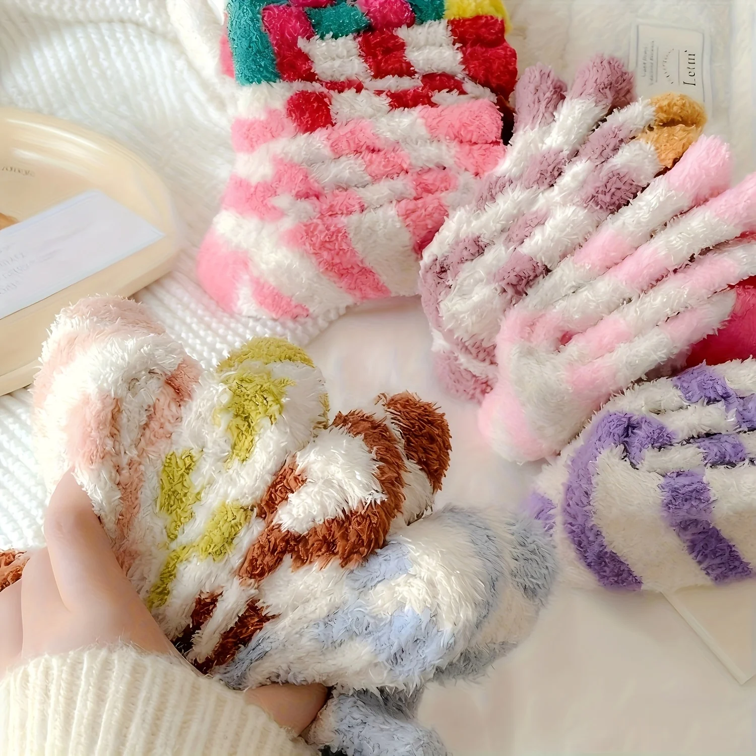 

5 пар женских теплых зимних носков из кораллового флиса, утолщенная плюшевая антихолодная удобная ткань, удобные домашние носки-тапочки