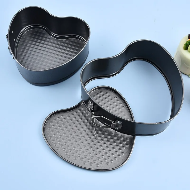 1PC Heart-shaped Cake Baking Pan Household Carbon Steel Live Bottom Buckle Bottom Non-stick Baking Tool Cake Mold