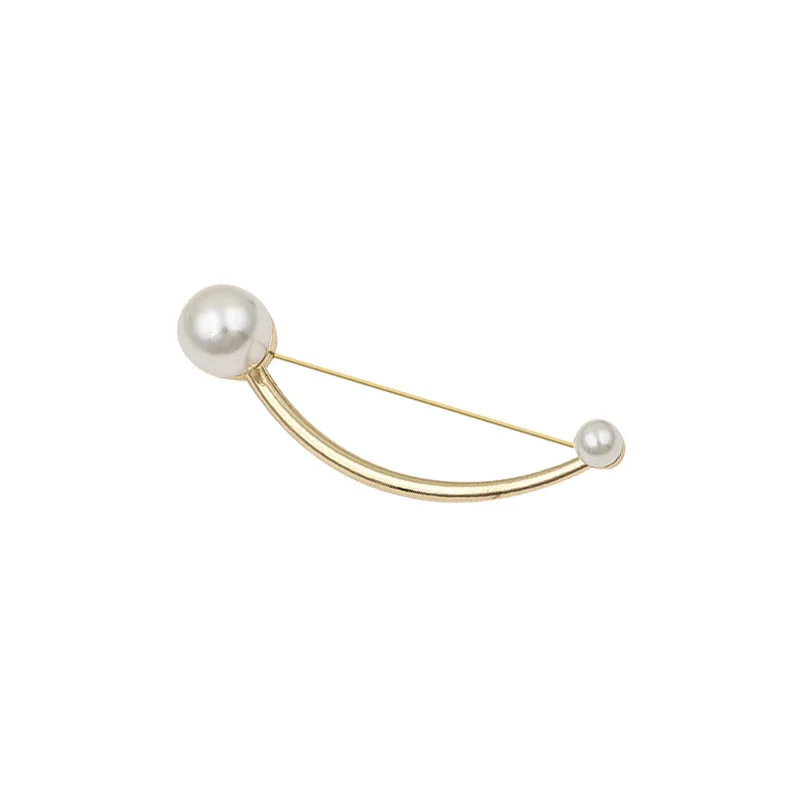 Rhinestone Buckle Pearl Brooches for Women Alloy Simple Heart Round Accessories Clothing Jewelry Weddings Party Casual Pins