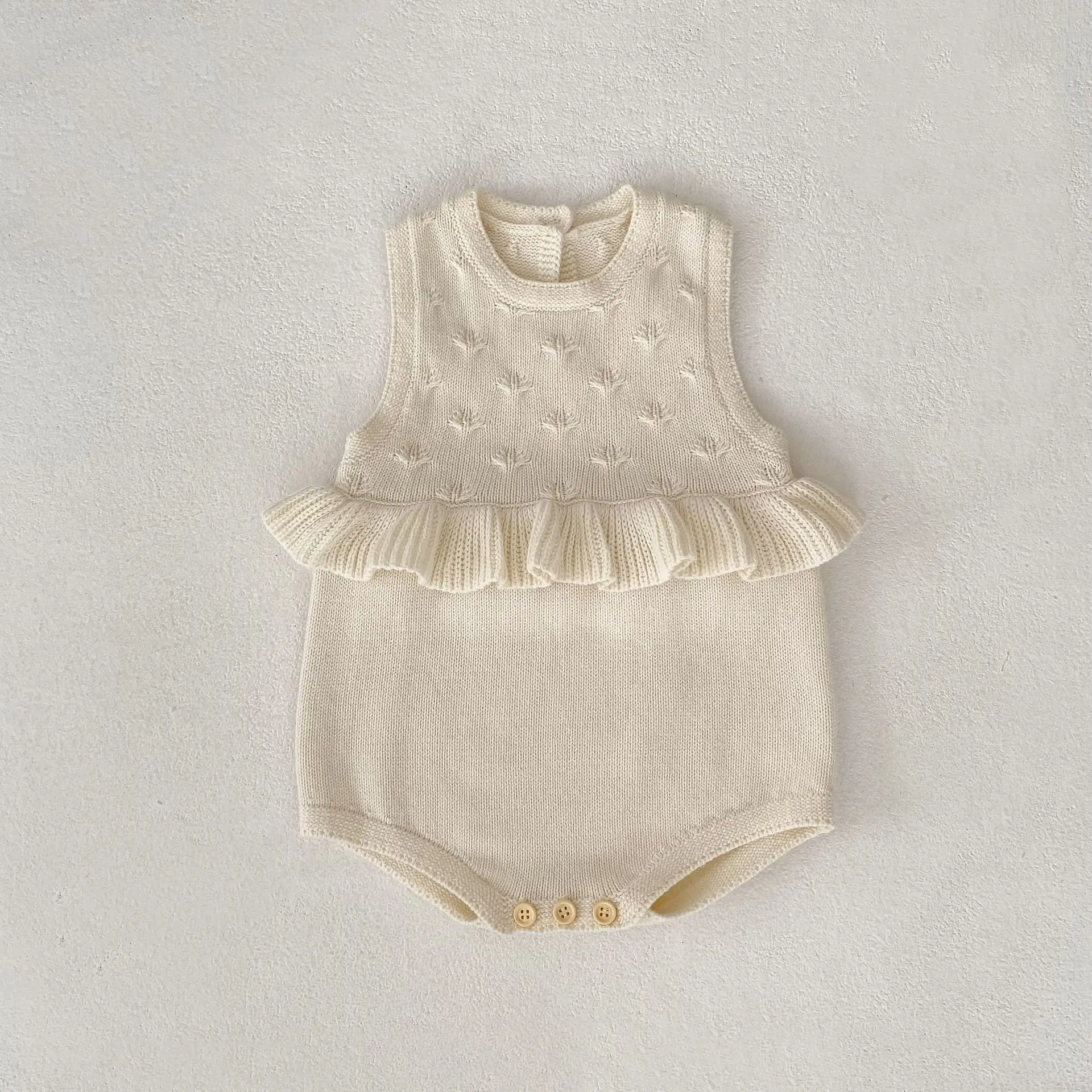 

2025 Autumn New Baby Girl Sleeveless Knit Bodysuit Solid Newborn Cotton Sweater Jumpsuit For Girl Toddler Knitted Clothes