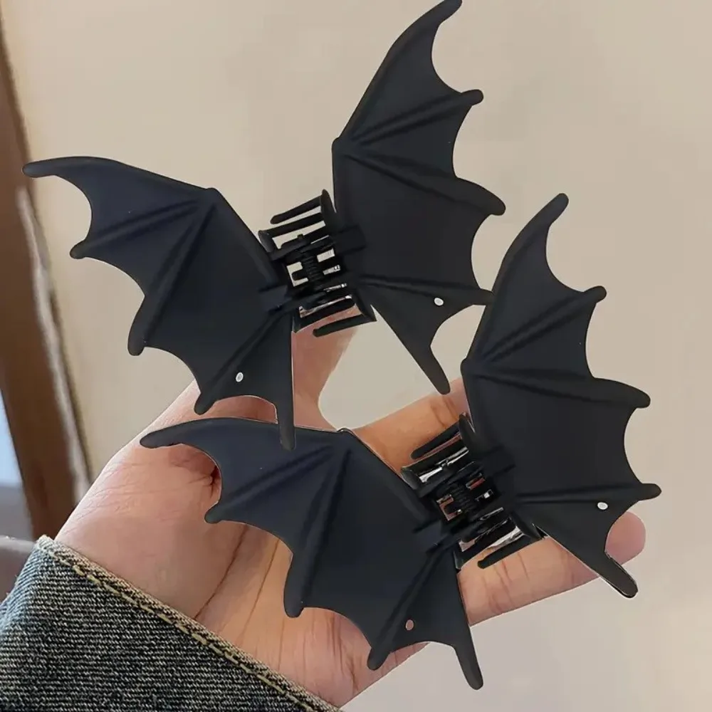 

Fashion Matte Bat Shark Clip Black Gothic Style Hair Claw Punk Personality Ponytail Holder Party Headwear