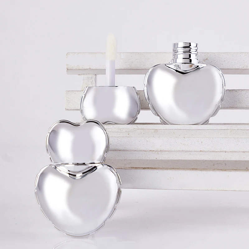 

1pcs Portable 7ml Silver Heart Shape Refillable Bottle Lip Glaze Empty Tubes Lip Gloss Bottle Lipstick Tube Thick Rod Travel