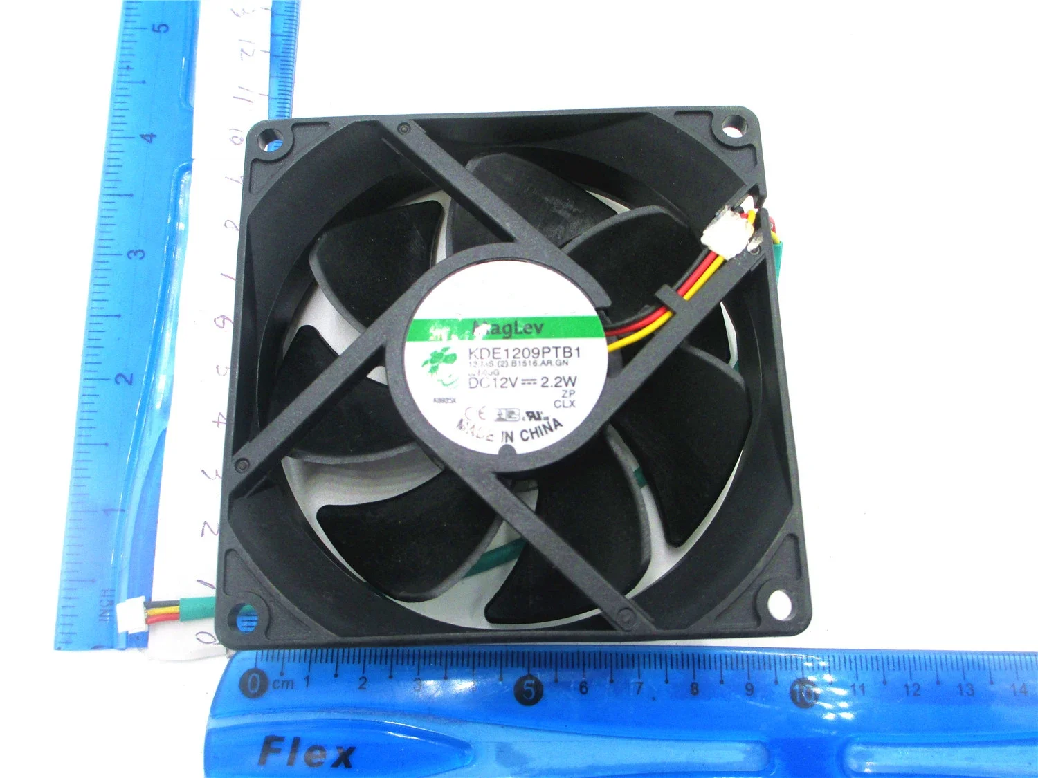 New fan for 9025 92X92X25MM 9CM KDE1209PTB1 13.MS.(2).B1516.AF.GN 12V 2.2W 3Wire Austrian code T201 EP758 EP759 Projector Fan