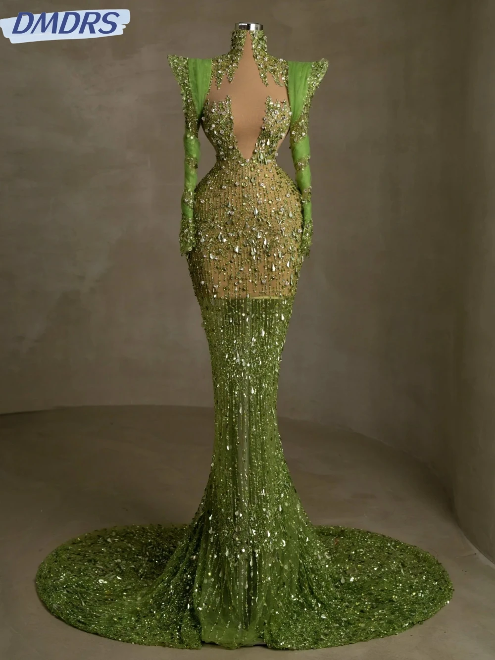 

Luxurious Green Sequined Crystal Evening Dress High Collar Prom Dresses New Customized Illusion Mermaid Long Wedding Party Gown