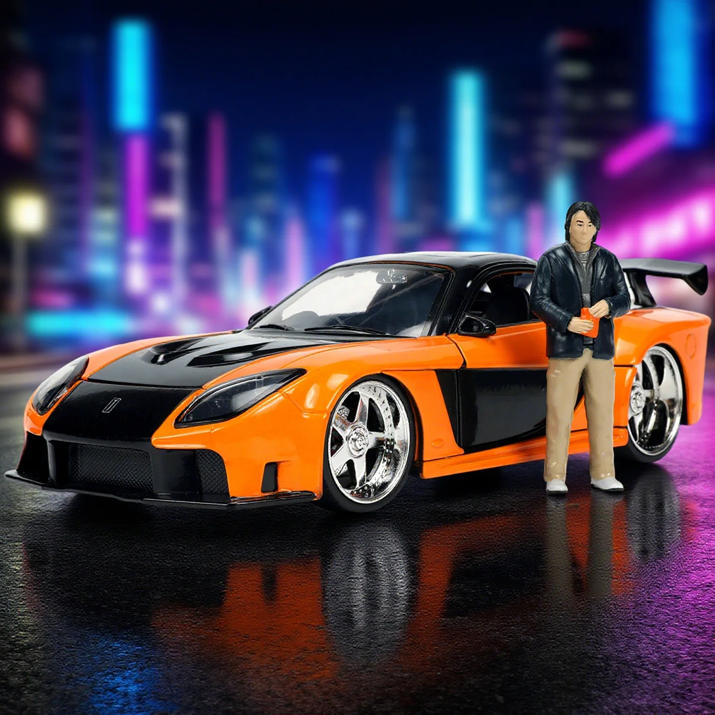 JADA Diecast Car 1:24 Scale 1997 Mazda RX-7 with Han Figure Set Hollywood Rides: The Fast and the Furious JD33174 view 5