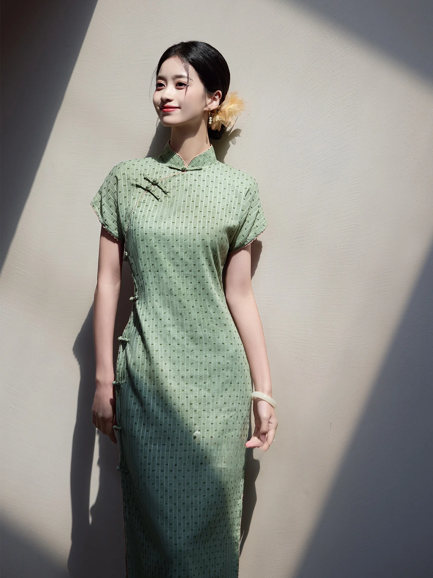 Young Modernized Green  Dress Retro Style Long Slant Collar Short Sleeve Regular Thickness Spring New Arrival
